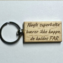 Nogle superhelte bærer ikke kappe, de kaldes far